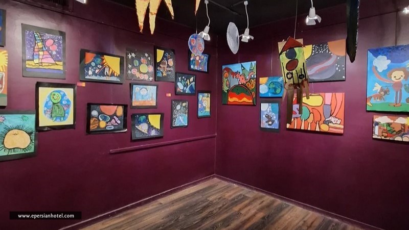 کافه گالری درخت مشهد